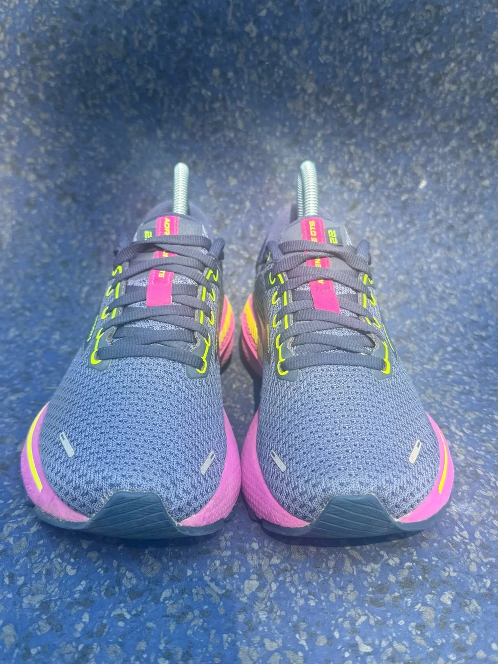 Brooks Adrenaline GTS Women's Running Shoes - Navy with Pink and Neon Yellow - Picture 7 of 7